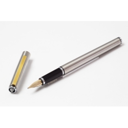 Pelikan P 560 Signum Edelstahl mattiert 14C BB um 1982 Patronenfüller