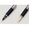 Pelikan P560 Signum Edelstahl mattiert 14C OBB Goldfeder Patronenfüller