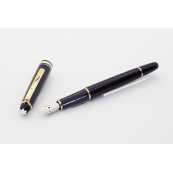 Montblanc Masterpiece 144 Classique Cartridgefiller 14K OB Gold nib
