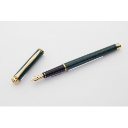 Pelikan P381 New Classic Vintara-green 14C M Gold-nib Cartridge-filler Fountain pen
