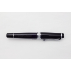 Aurora Optima Resin Piston-filler Black 14K F Gold-nib