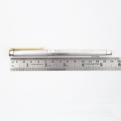 Montblanc M18120 Noblesse Versilbert Guilloche 18C M Goldfeder Patronenfüller